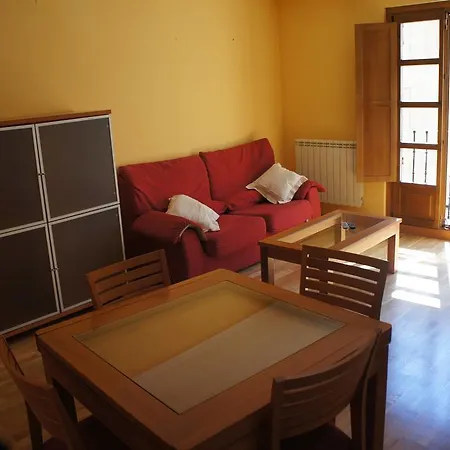 Apartment Monumental