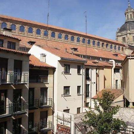 Apartment Monumental